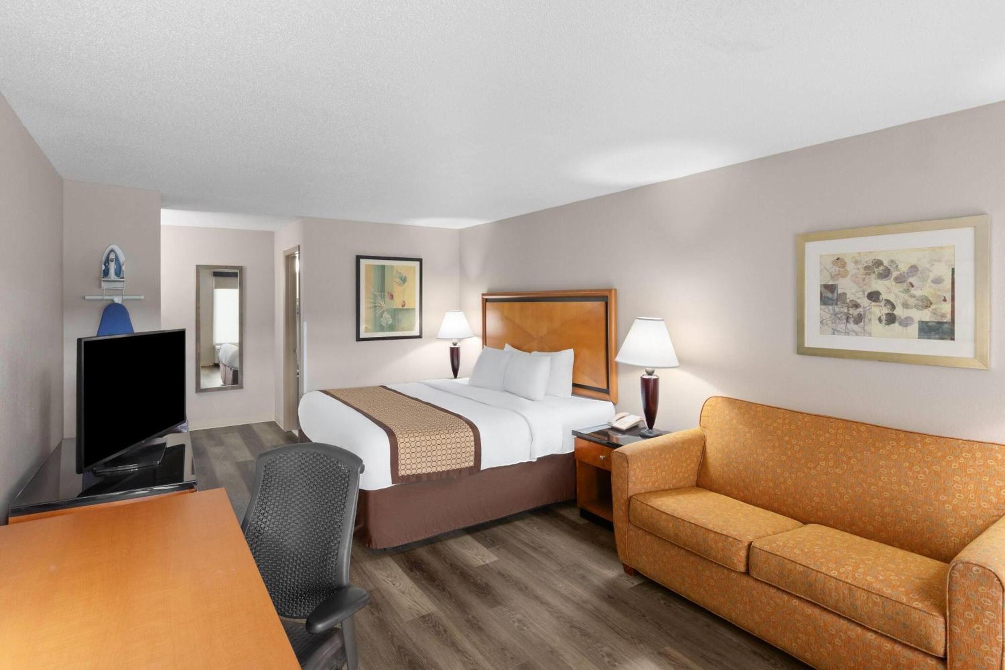 Baymont By Wyndham Knoxville I-75 Exterior foto
