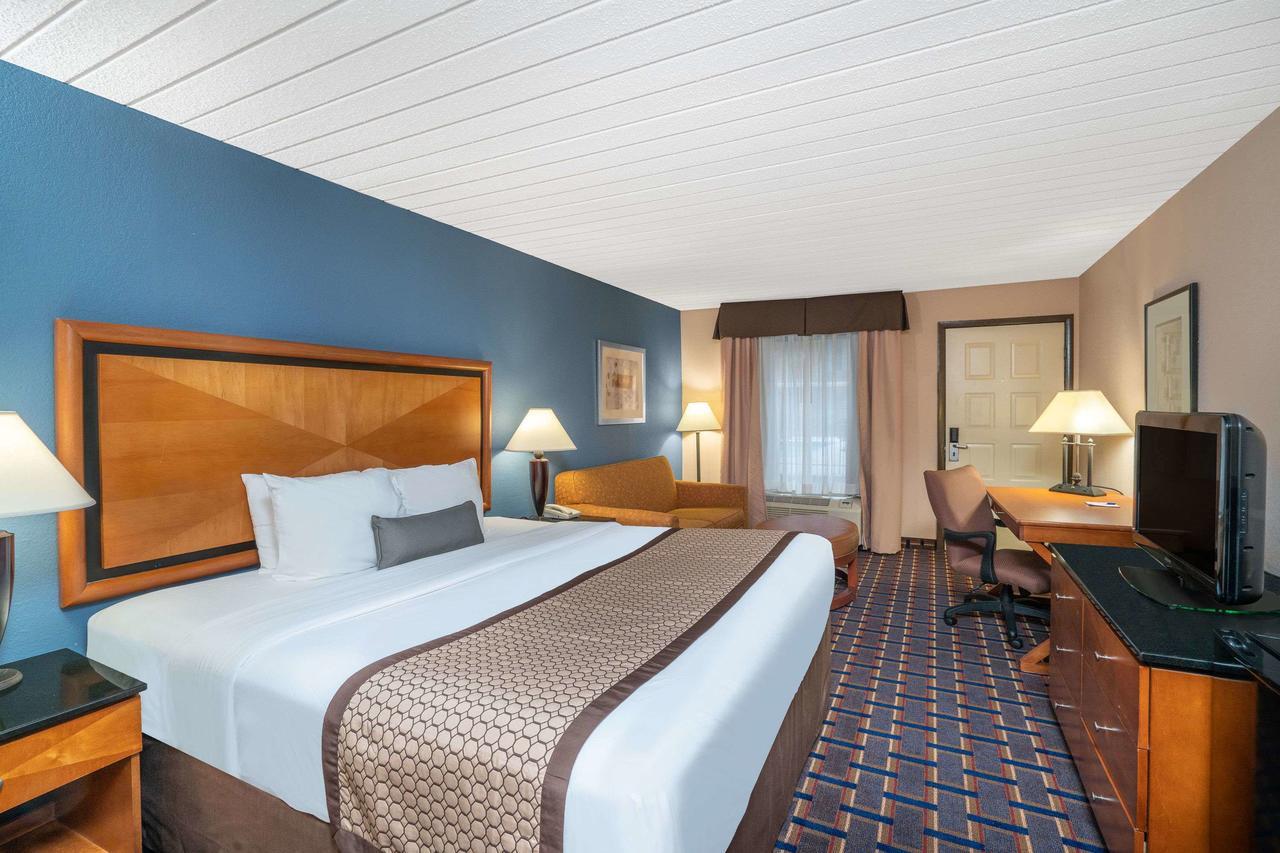 Baymont By Wyndham Knoxville I-75 Exterior foto